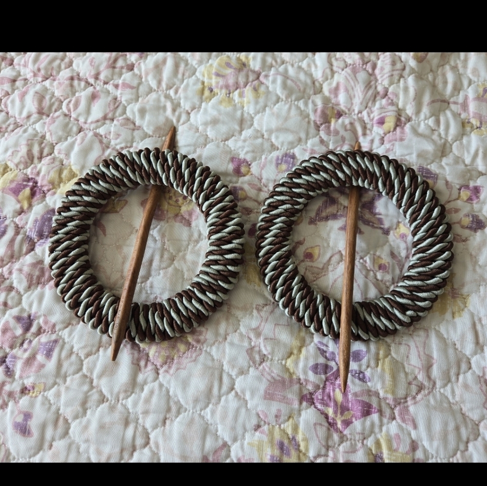 Circle decorative curtain tie back